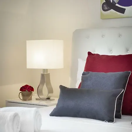 Guest house Luxury & 2*