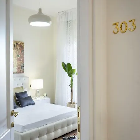 Luxury & Guest house 2*